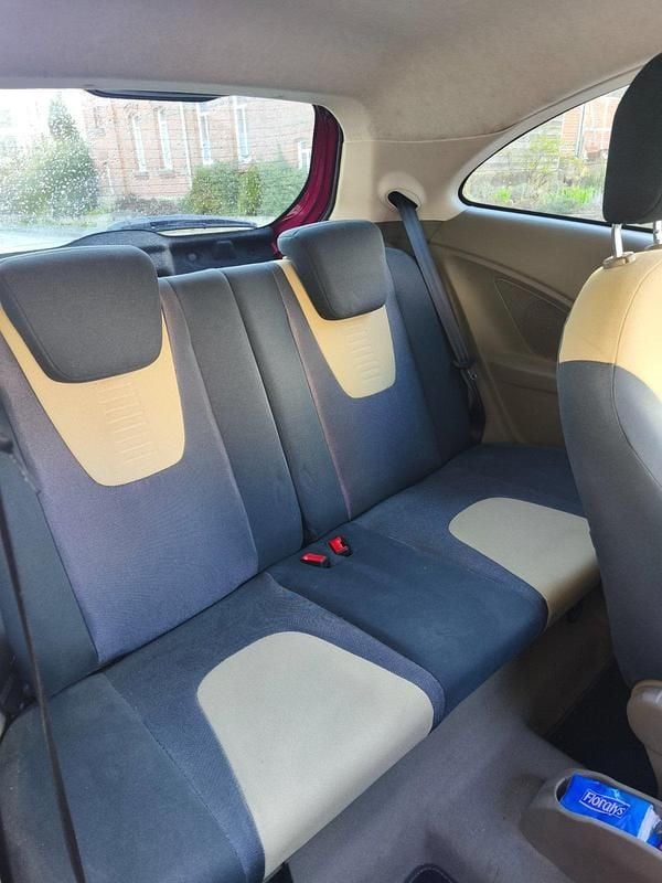 Gebraucht Ford Ka 75 PS (55 kW) 2010 Kleinwagen