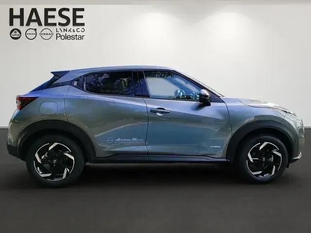 Gebraucht Nissan Juke N-Connecta 143 PS (105 kW) 2024 Grau SUV