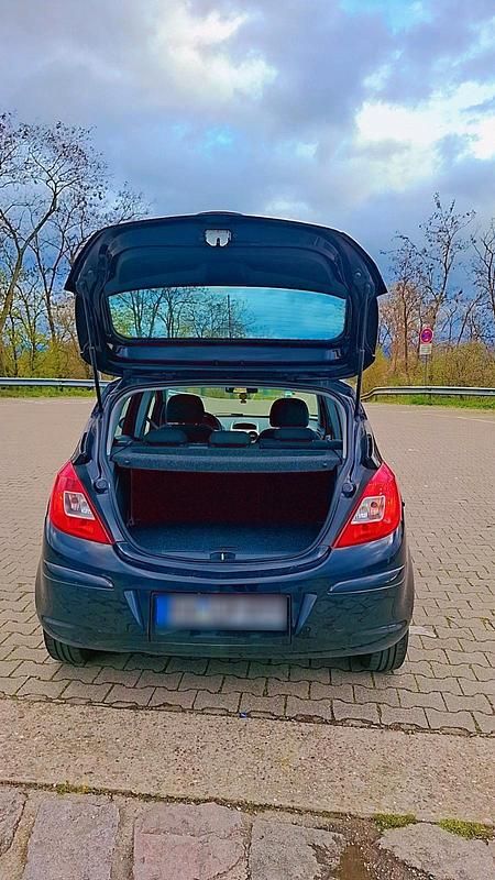 Gebraucht Opel Corsa 80 PS (58 kW) 2009 Schwarz Kleinwagen