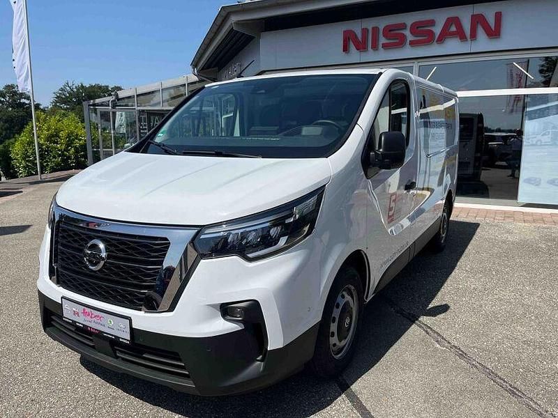 Weiß Gebraucht 2024 Nissan Primastar N-Connecta Van / Kleinbus | 33.784 € (Fairer Preis) - Bild 1/4