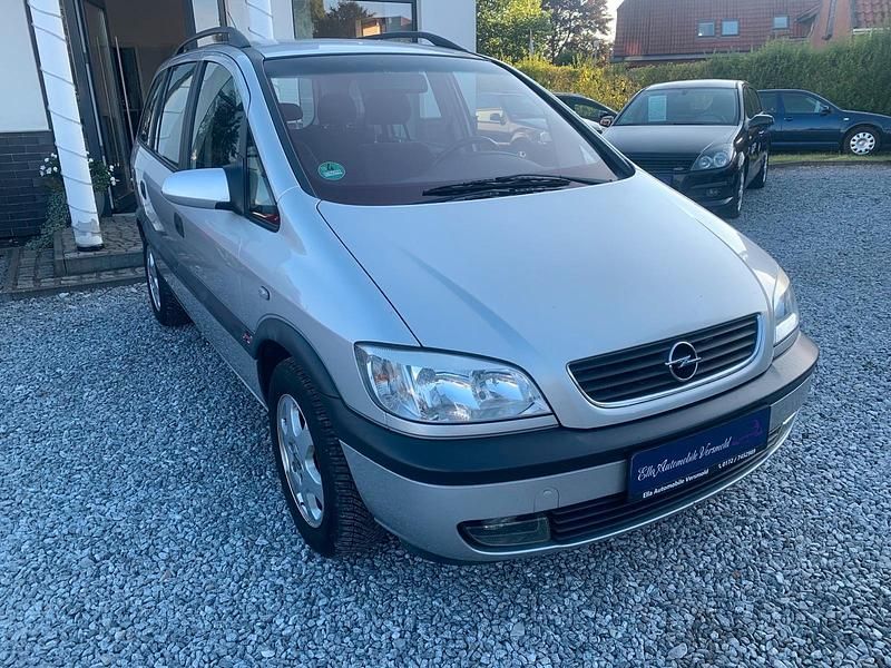 Gebraucht Opel Zafira Elegance 125 PS (91 kW) 2003 Silber Van / Kleinbus