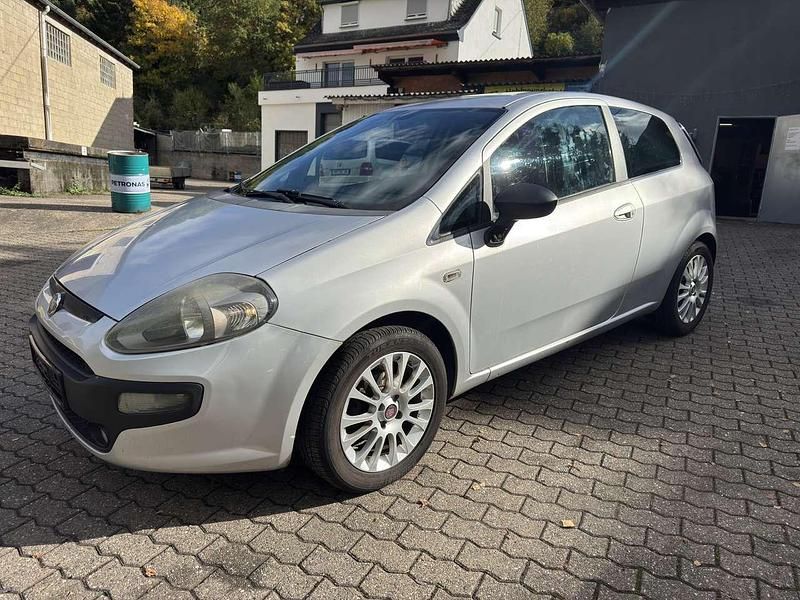 Gebraucht Fiat Punto Evo Active 77 PS (56 kW) 2010 Silber Kleinwagen