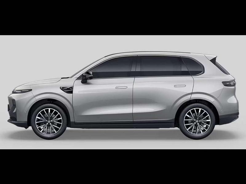 Neu Leapmotor B10 160 kW (218 PS) 2026 Tundra grey SUV