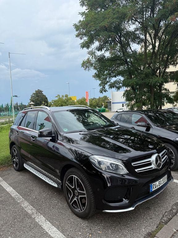 Gebraucht Mercedes GLE350 AMG line 258 PS (189 kW) 2018 Schwarz SUV