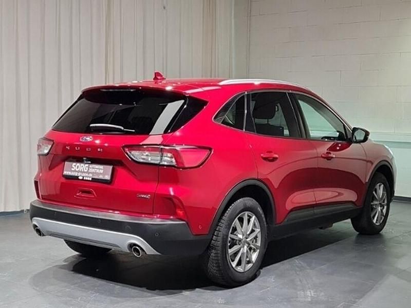 Gebraucht Ford Kuga Titanium 224 PS (164 kW) 2021 Rot, lucid red metallic SUV
