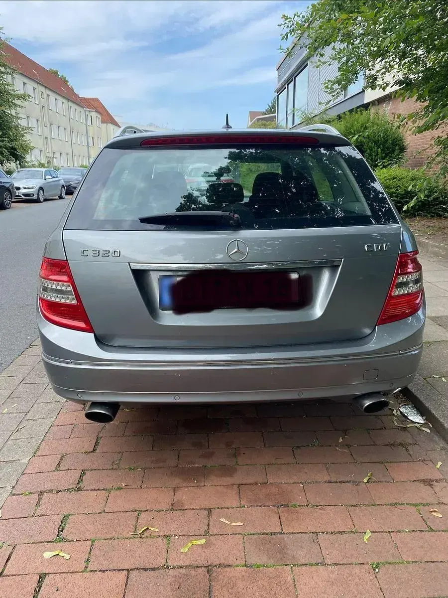 Gebraucht Mercedes C320 Avantgarde 224 PS (164 kW) 2007 Grau Kombi