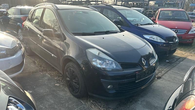 Gebraucht Renault Clio GrandTour Dynamique 101 PS (74 kW) 2008 Schwarz Kombi