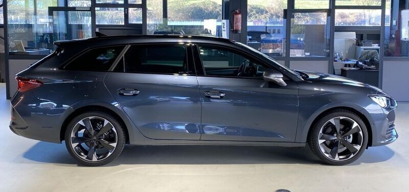 Gebraucht Cupra Leon 150 PS (110 kW) 2023 Magnetic grau metallic Kombi