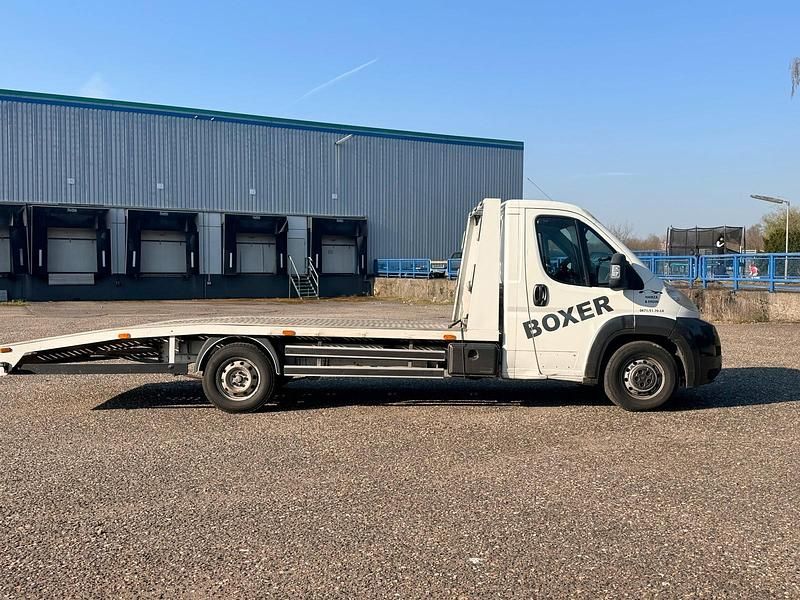 Gebraucht Peugeot Boxer 177 PS (130 kW) 2013 Weiß Van