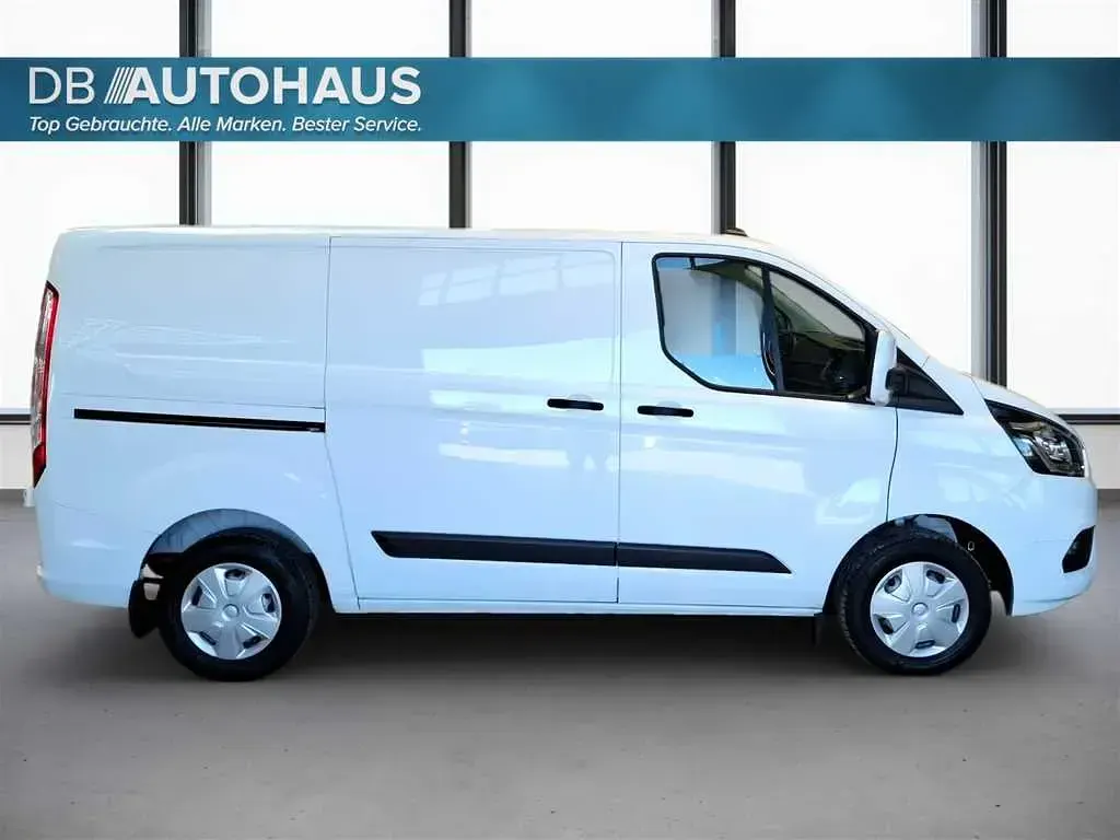 Używany Ford Transit Custom Trend 105 KM (77 kW) 2022 Biały Van