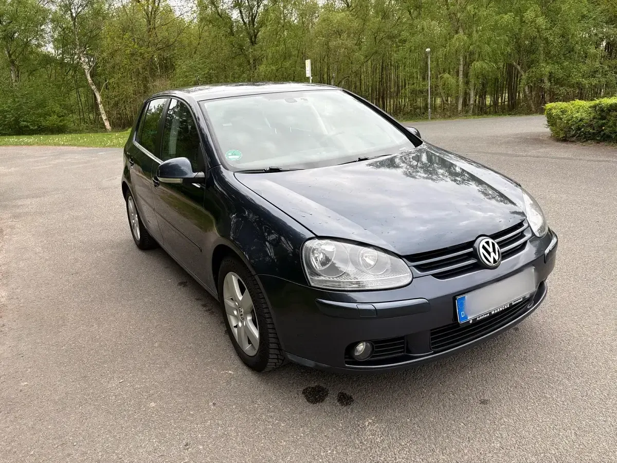 Gebraucht VW Golf V United 102 PS (75 kW) 2008 Blau Limousine