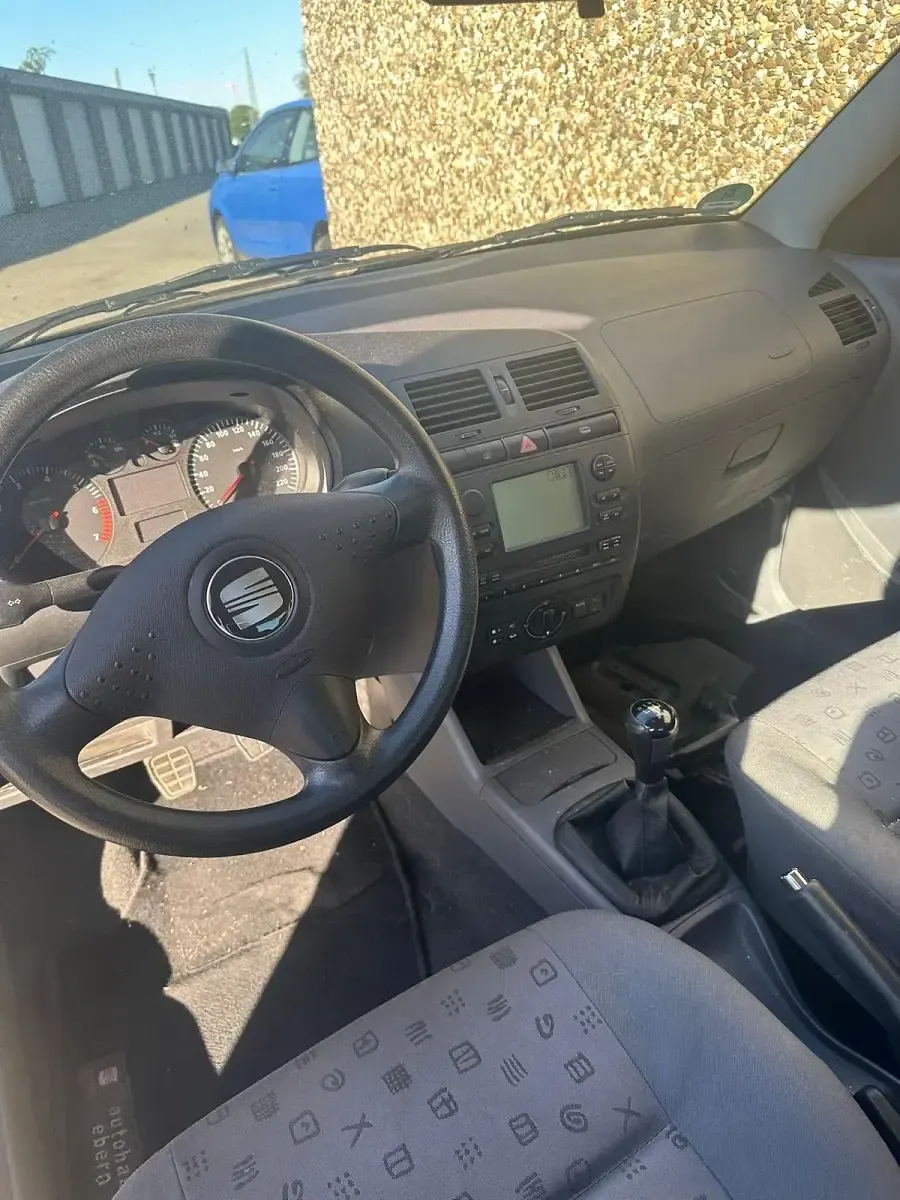 Gebraucht Seat Ibiza 60 PS (44 kW) 2002 Schwarz Kleinwagen