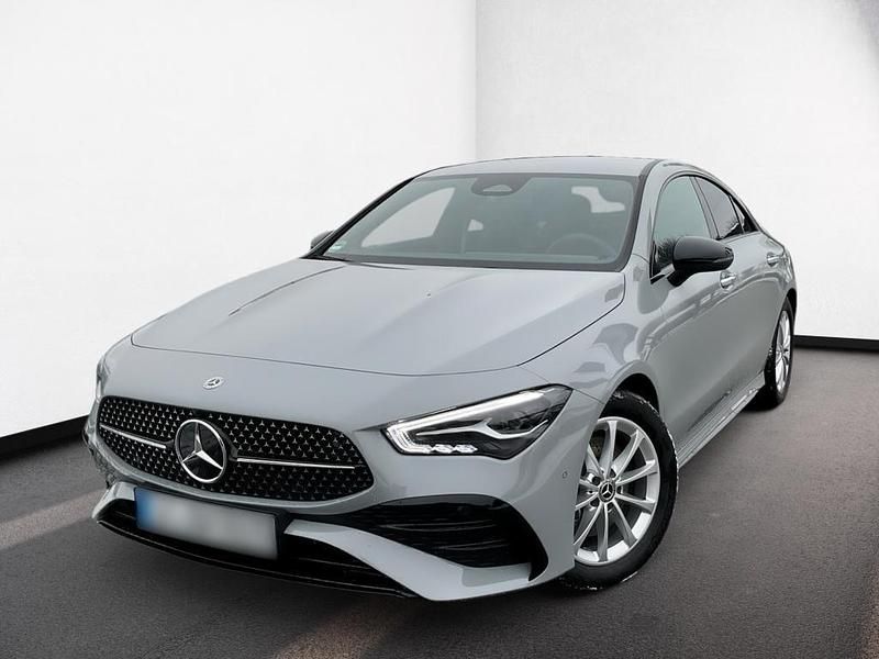 Gebraucht Mercedes CLA200 AMG 163 PS (119 kW) 2026 Manufaktur lack manufaktur alpingrau uni Coupé
