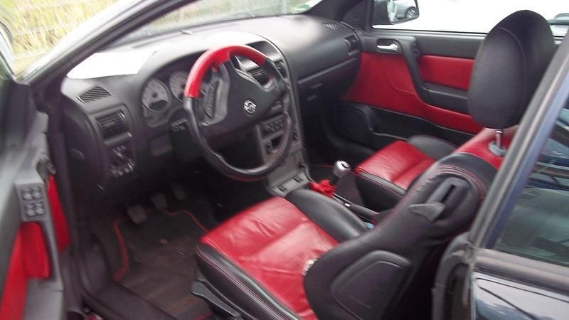 Gebraucht Opel Astra Cabriolet 147 PS (108 kW) 2005 Schwarz Cabrio