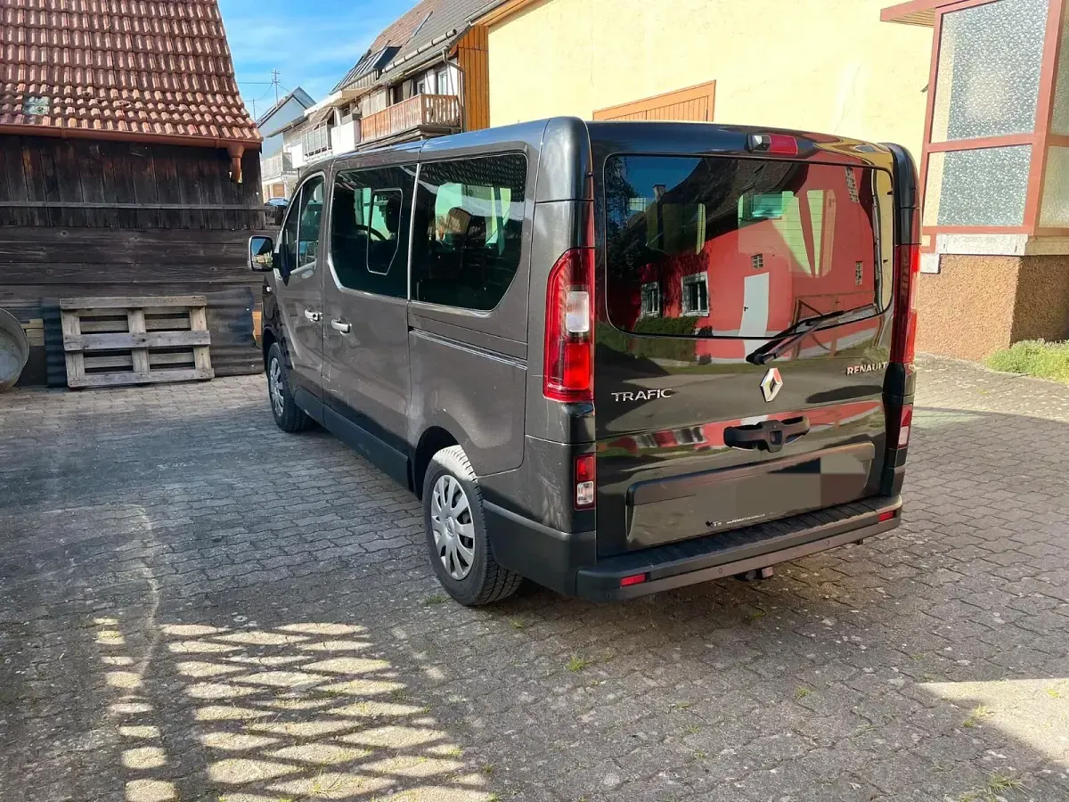 Gebraucht Renault Trafic 170 PS (125 kW) 2020 Schwarz Van / Kleinbus