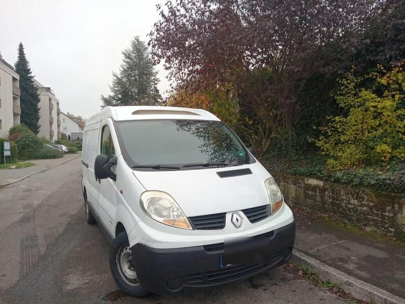 Weiß Gebraucht 2007 Renault Traffic | 4.600 € - Bild 1/4
