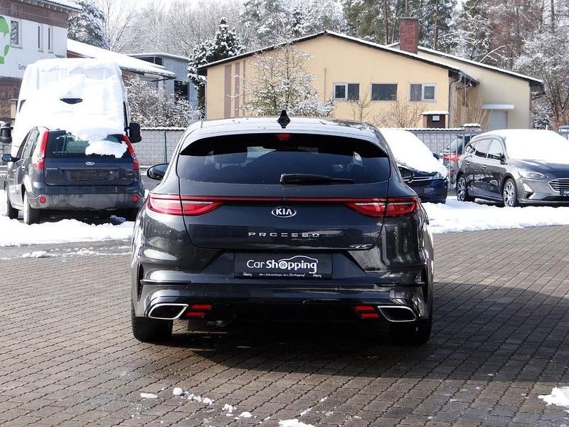 Gebraucht Kia ProCeed GT Sport 204 PS (150 kW) 2019 Grau Kleinwagen