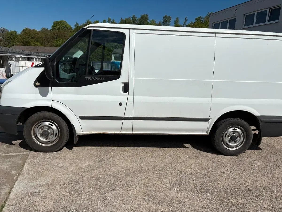 Käytetty Ford Transit 86 HP (63 kW) 2010 Valkoinen Nouto