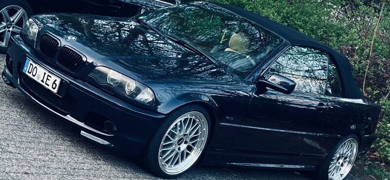 Blau Gebraucht 2001 BMW 330 Cabriolet Performance Cabrio | 9.099 € (Fairer Preis) - Bild 1/4
