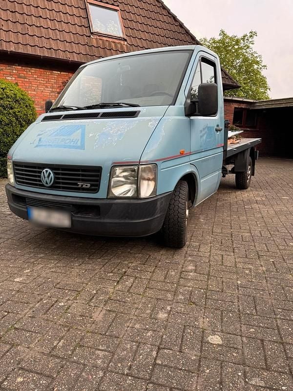 Second-hand VW LT 95 CP (69 kW) 2006 Albastru