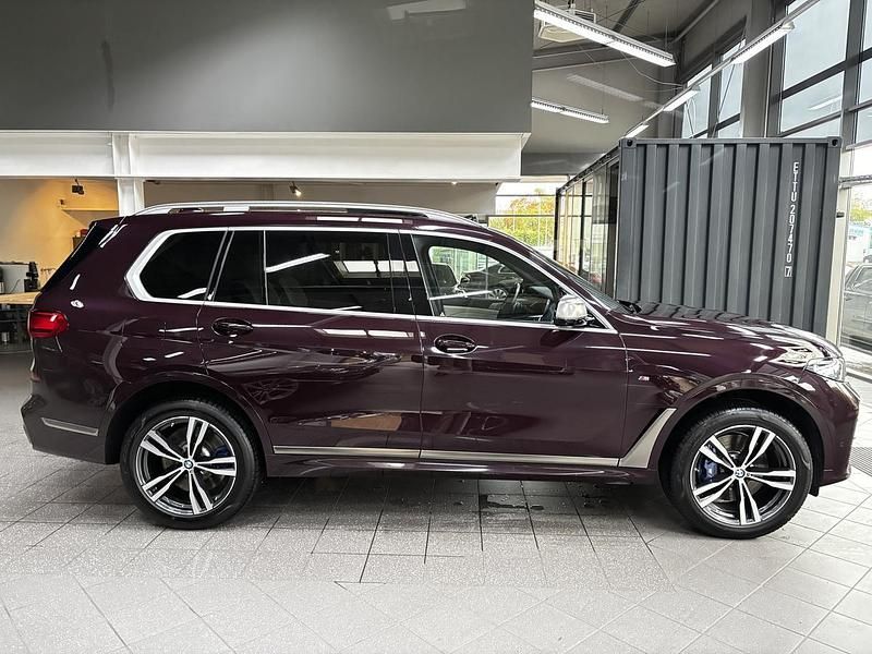 Gebraucht BMW X7 Executive 530 PS (389 kW) 2021 Violett metallic SUV