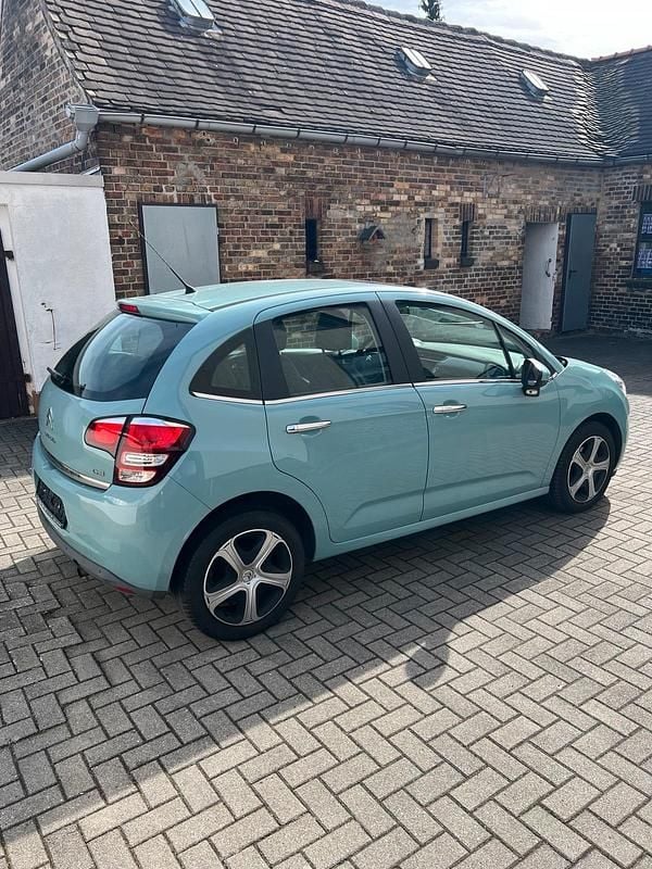 Gebraucht Citroën C3 68 PS (50 kW) 2016 Blau Kleinwagen