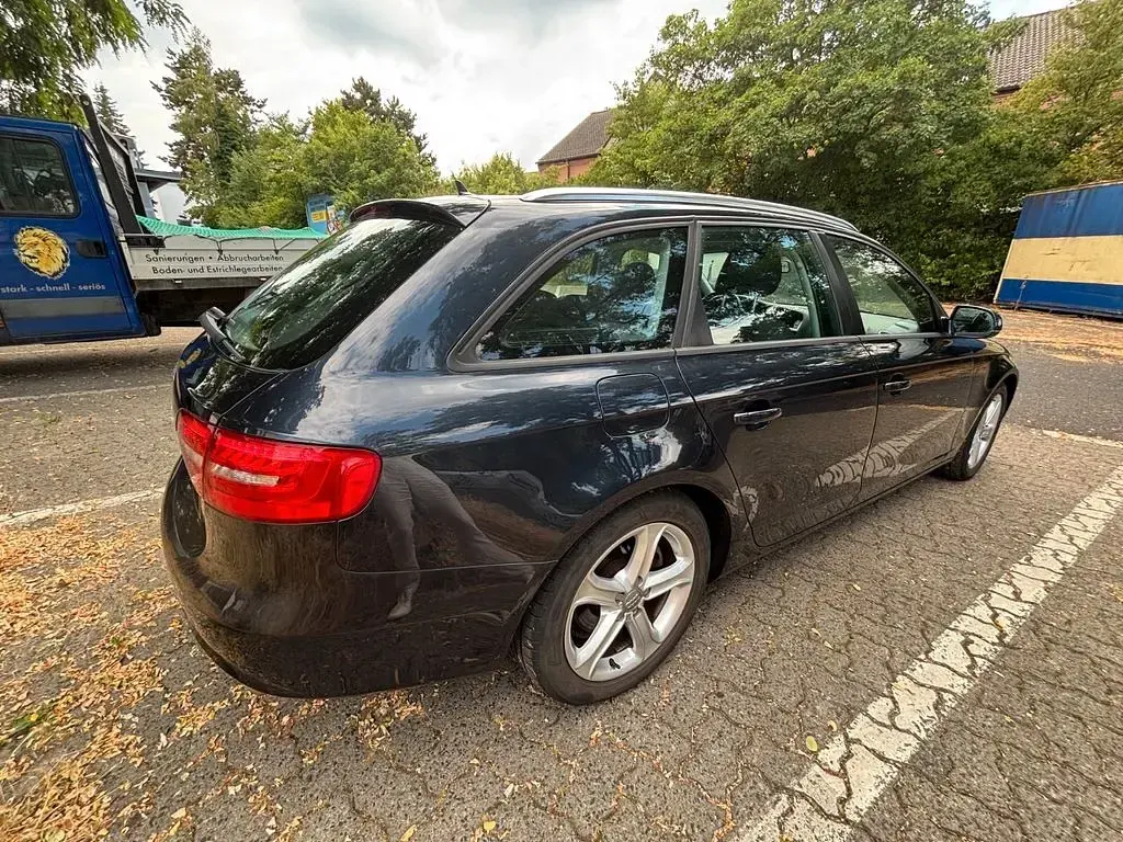 Gebraucht Audi A4 Sport 245 PS (180 kW) 2013 Blau Kombi