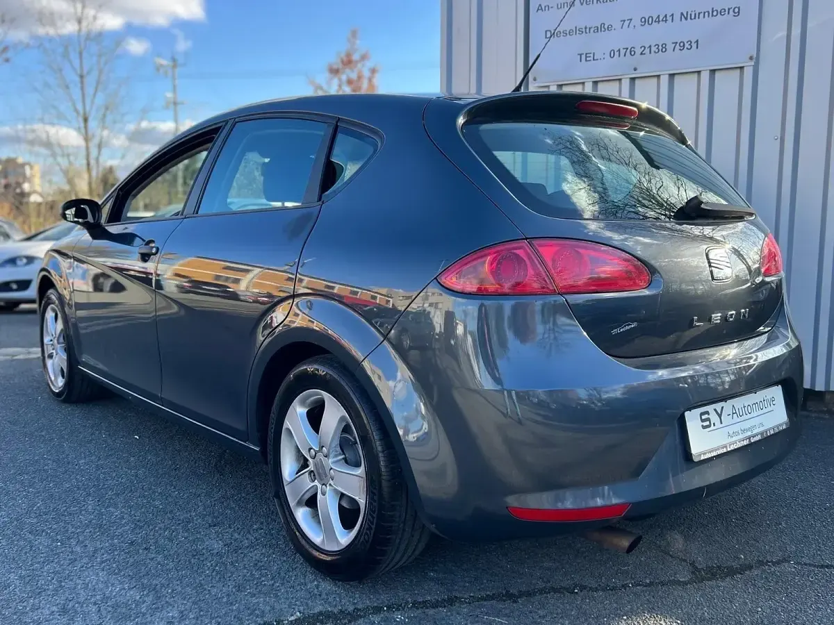 Gebraucht Seat Leon Sport 102 PS (75 kW) 2008 Grau Kleinwagen