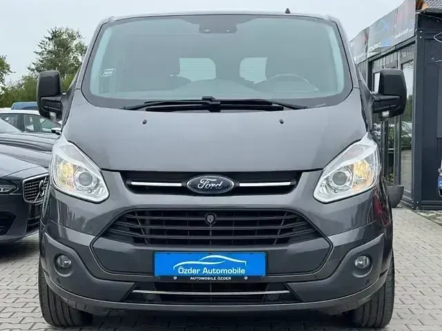 Gebraucht Ford Tourneo Custom Trend 170 PS (125 kW) 2017 Andere Van