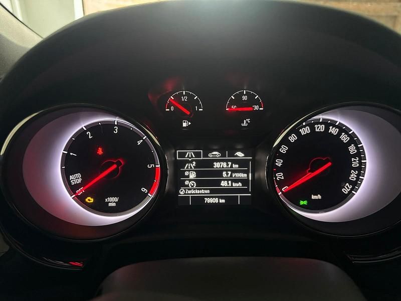 Gebraucht Opel Astra 160 PS (117 kW) 2016 Silber Limousine