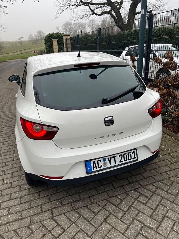 Gebraucht Seat Ibiza 69 PS (50 kW) 2009 Weiß Limousine