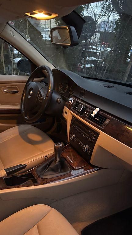 Gebraucht BMW 320 150 PS (110 kW) 2007 Kombi