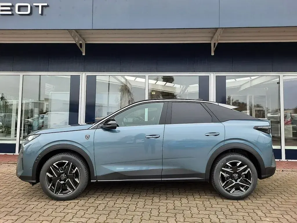 Neu Peugeot 3008 GT 145 PS (106 kW) 2026 Blau SUV