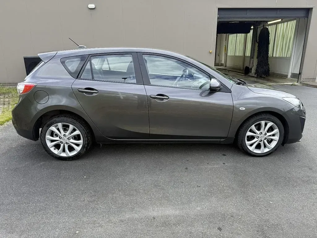 Gebraucht Mazda 3 Sports-Line 150 PS (110 kW) 2010 Grau Limousine