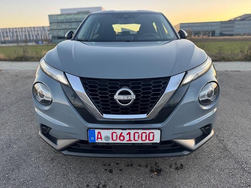 Gebraucht Nissan Juke Acenta 114 PS (83 kW) 2023 Grau SUV
