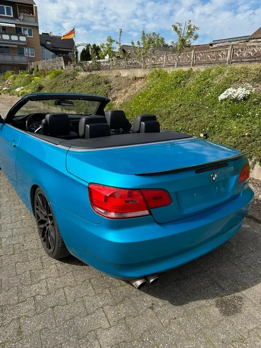 Gebraucht BMW 320 Cabriolet 170 PS (125 kW) 2007 Blau Cabrio