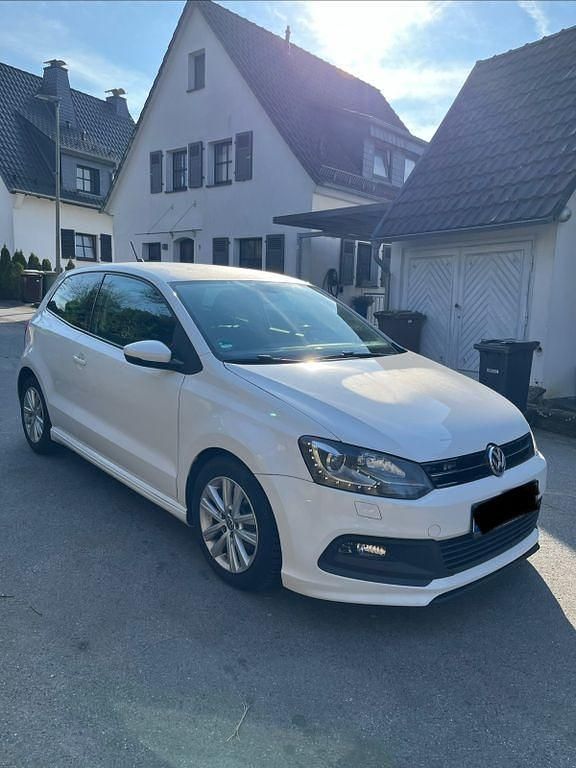 Gebraucht VW Polo Highline 105 PS (77 kW) 2011 Weiß Kleinwagen