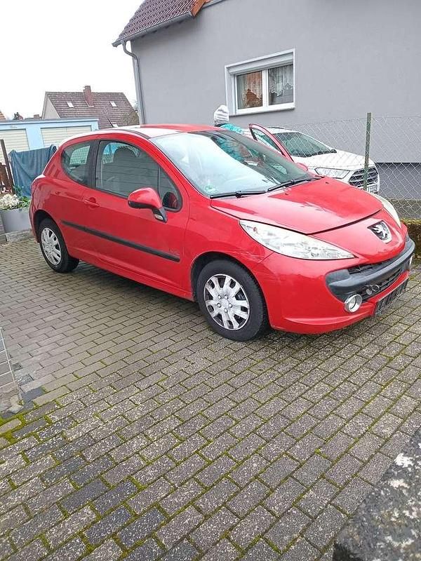 Gebraucht Peugeot 207 Urban Move 73 PS (53 kW) 2009 Limousine