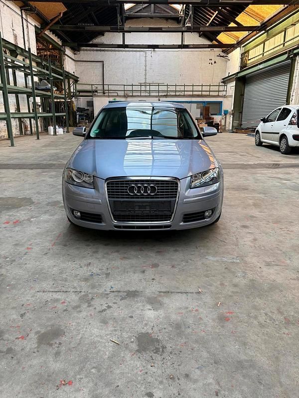 Grau Gebraucht 2006 Audi A3 Coupé | 4.200 € (Guter Preis) - Bild 1/4