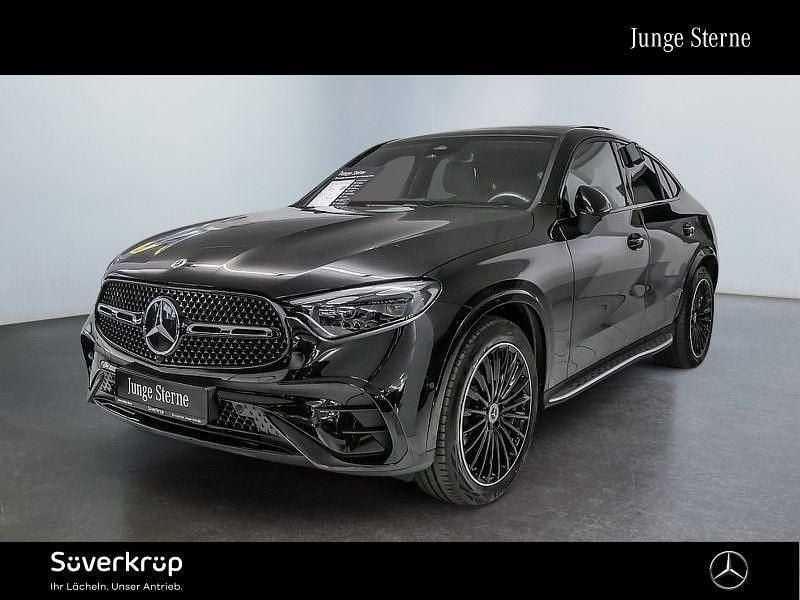 Schwarz metalliclack obsidians Gebraucht 2024 Mercedes GLC300 AMG Coupé | 67.888 € (Etwas zu teuer) - Bild 1/2