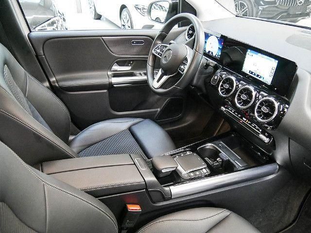 Gebraucht Mercedes B250e 218 PS (160 kW) 2022 Van / Kleinbus