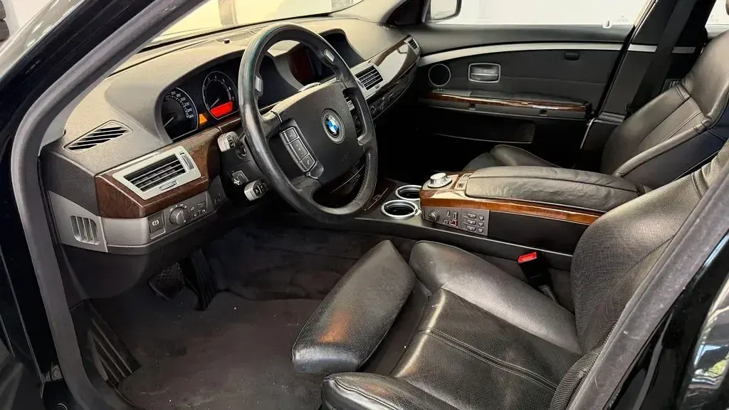 Gebraucht BMW 745 333 PS (244 kW) 2001 Schwarz Limousine