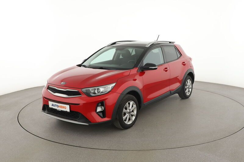 Rot Gebraucht 2018 Kia Stonic Vision SUV | 12.310 € (Fairer Preis) - Bild 1/4