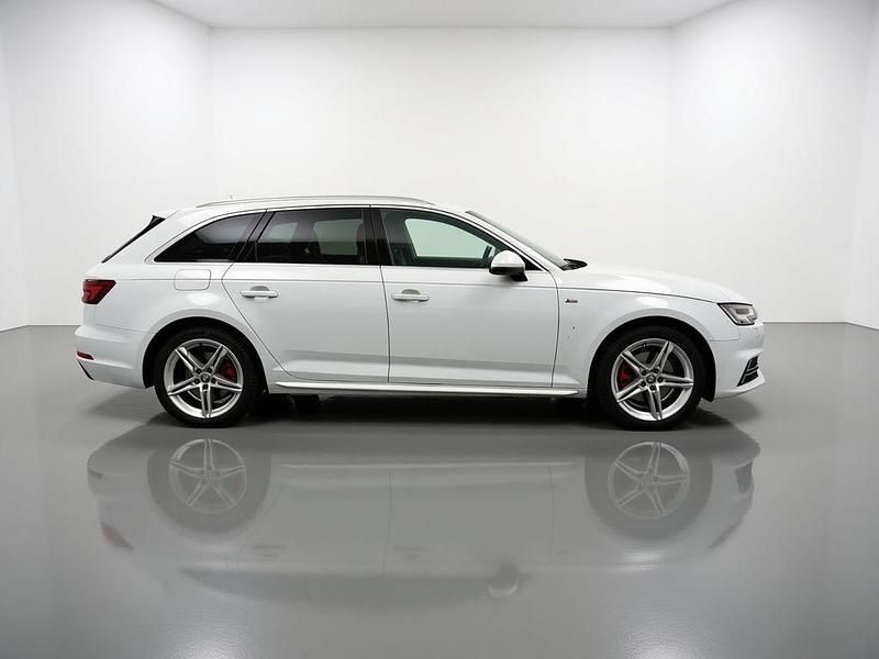 Gebraucht Audi A4 S-Line 150 PS (110 kW) 2018 Weiß Kombi
