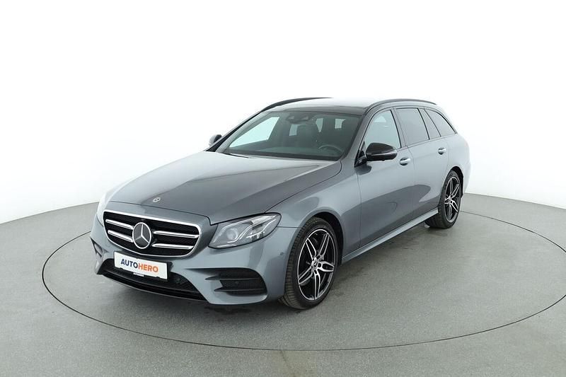 Grau Gebraucht 2018 Mercedes E250 AMG line Kombi | 26.520 € (Etwas zu teuer) - Bild 1/3