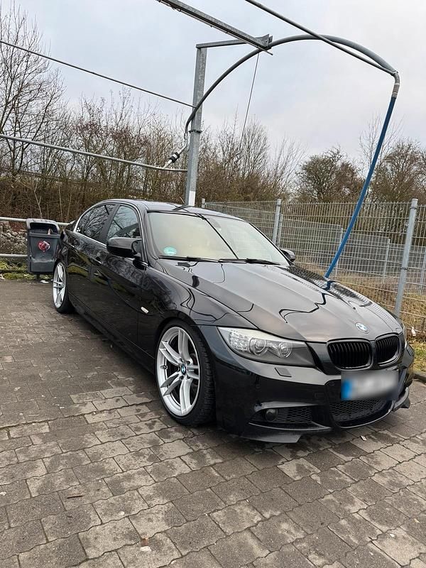 Gebraucht BMW 330 Performance 245 PS (180 kW) 2011 Schwarz Limousine