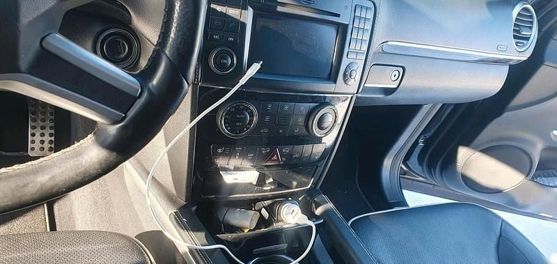 Gebraucht Mercedes ML350 Edition 2011 Schwarz SUV