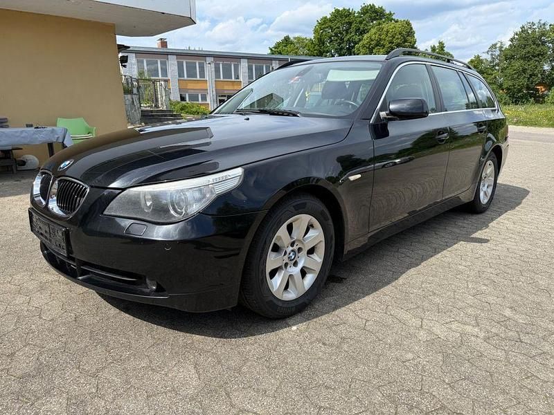 Schwarz Gebraucht 2006 BMW 530 Kombi | 3.300 € (Guter Preis) - Bild 1/4