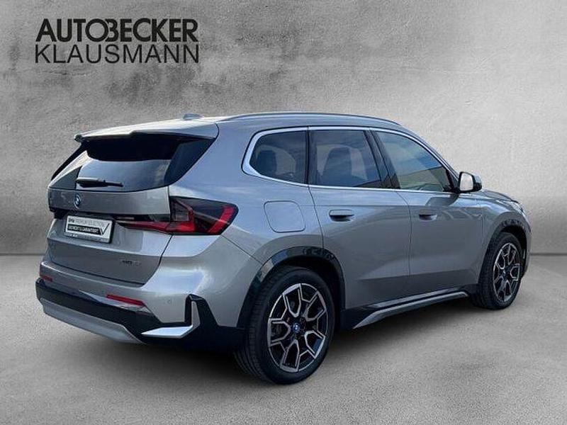 Gebraucht BMW iX1 xLine 230 kW (313 PS) 2024 Silber SUV