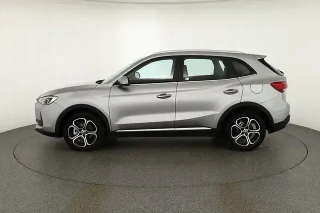 Neu MG ZS Luxury 197 PS (144 kW) 2026 Silber SUV